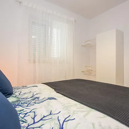 Ned Apartment *