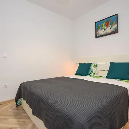 Ned Apartman Mandre