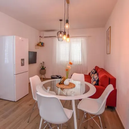 Apartment Ned