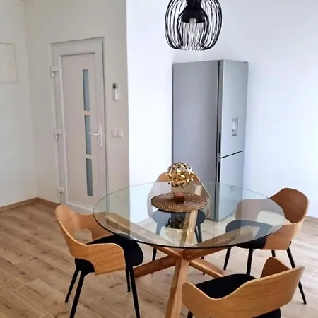 Ned Apartman Mandre