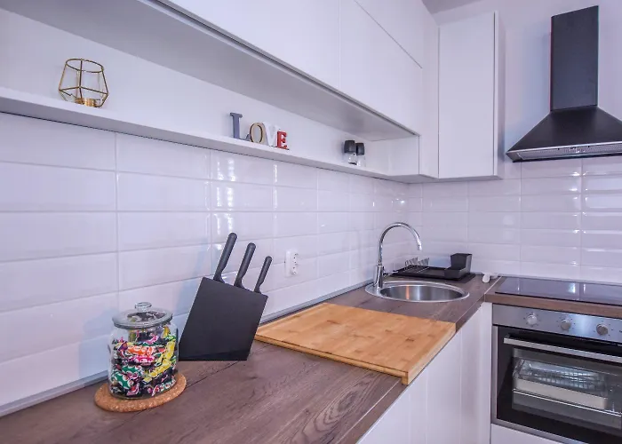 Ned Апартаменты Мандре